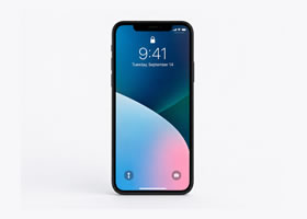 白背景に置かれたスマートフォン